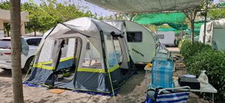 Caravana Caretta compacta, ligera y aventurera.