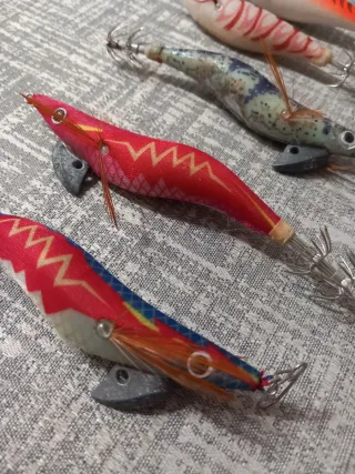 Señuelos calamar y sepia (egis/pajaritos)