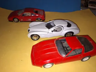 Lote 3 coches 1/24 Majorette, Burago