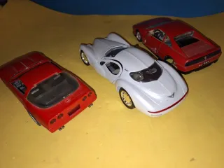 Lote 3 coches 1/24 Majorette, Burago