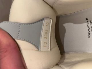 Scarpe LV Skate 44 Grigio Bianco Nuove Scatola