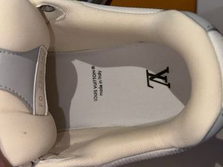 Scarpe LV Skate 44 Grigio Bianco Nuove Scatola