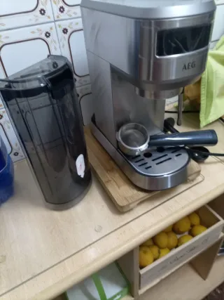 Cafetera AEG. URGE VENDER