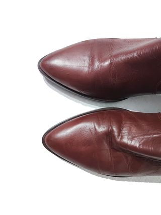 Estefanía Marco/ Botines Chelsea cuero choco 41