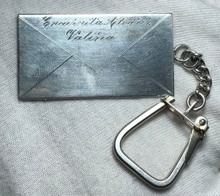 Llavero Plata Ley Carta Postal + Regalo