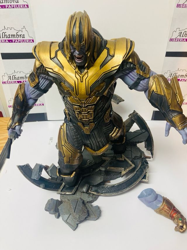 Estatua Thanos Armored 1000 Unds