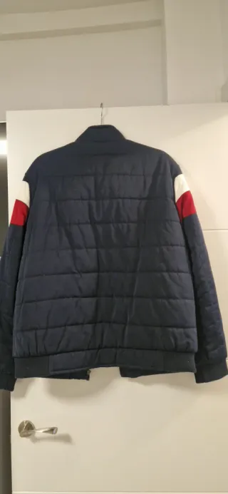 Chaqueta Southwest azul, roja y blanca