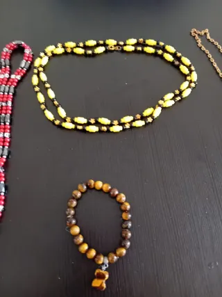 Lote Bisutería Collares y Pulsera