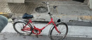 Bicicleta roja torrot