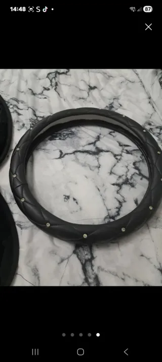 Coprivolante universale nero con strass