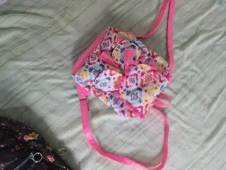 Lote de 3 bolsos: mochila, clutch y bandolera