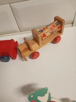 Juguetes de madera: camiones y más