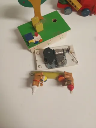 Juguetes de madera: camiones y más