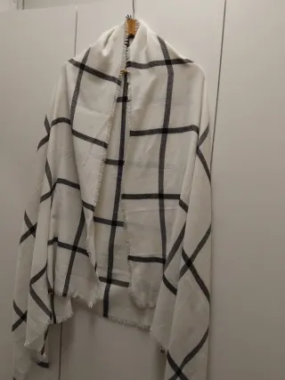 Pañuelo/Chal/Bufanda Cuadros Blanco y Negro