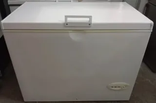 Congelador Indesit Grande por 200€!