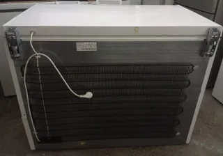 Congelador Indesit Grande por 200€!