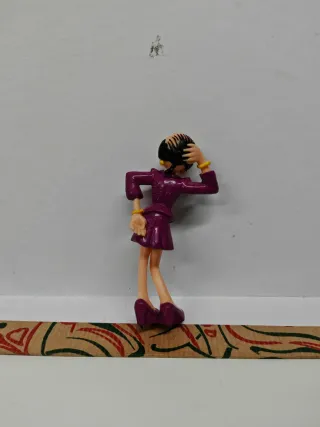 Figura Olivia (Popeye) Traje Morado Yolanda