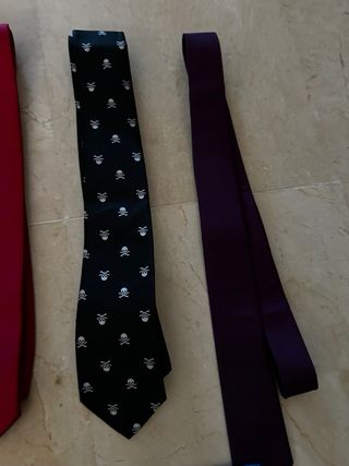 Lote Corbatas, Pañuelos, Tirantes y Cinturones