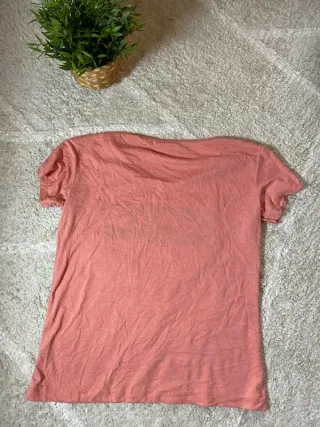 Camiseta Levi's Coral