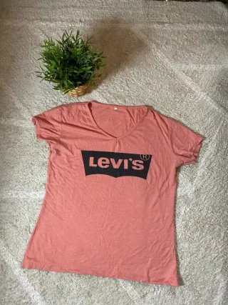 Camiseta Levi's Coral