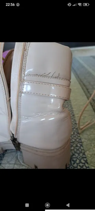 Botas charol beige/rosa