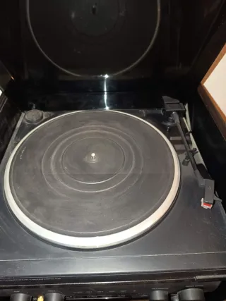 Cadena Hifi Kenwood Negra