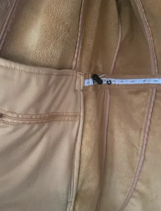 Abrigo amarillo Human Nature