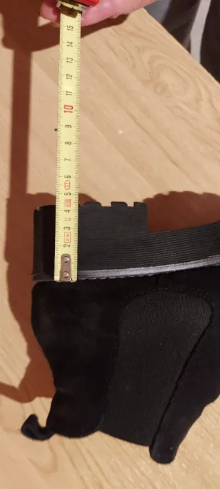 Botas de ante negras con plataforma