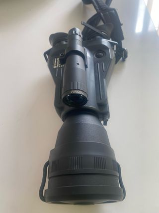 Prismáticos nocturnos Armasight Gen 2+