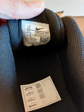 Nike Legend Essential 3 NN Negro/Blanco