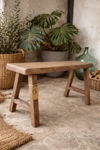 Banco de madera artesanal