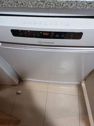 Lavavajillas Indesit