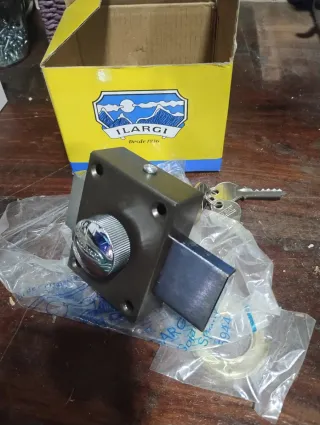 Cerradura Ilarci con llave