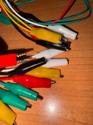 Cables con pinzas de cocodrilo