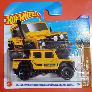 Hot Wheels '15 Land Rover Defender Doble Cab