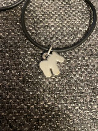 Colgante Caballo Plata con Collar Caucho