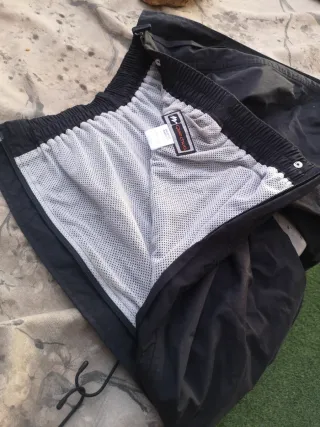 Sobre-pantalón impermeable transpirable Novadry