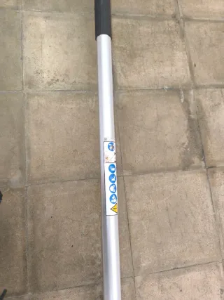 Podadora telescópica de batería Stihl HTA 135