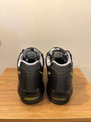 Nike Air Max 95 x Corteiz Negras sin estrenar.