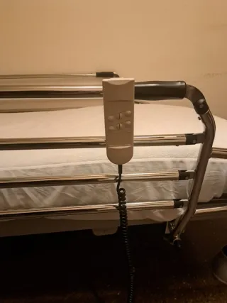 Cama articulada eléctrica