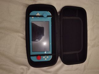 Nintendo Switch Lite + acessórios (Negociável)