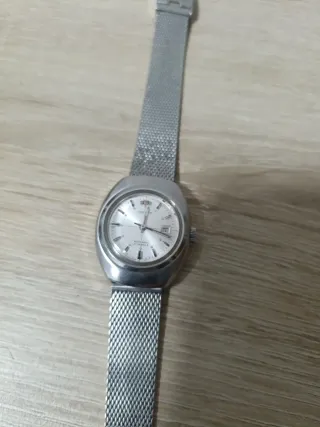 Reloj Orient Mujer Plata y Blanco