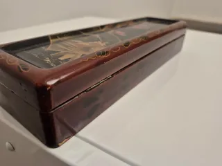 Portagioie in legno decorato