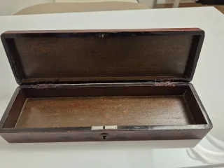 Portagioie in legno decorato