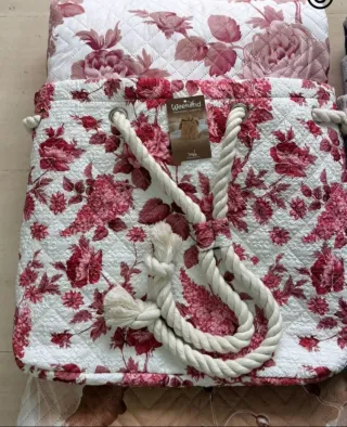 Trapuntino matrimoniale floreale