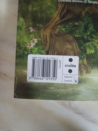 LAURA GALLEGO - ALLA ON ELS ARBRES CANTEN