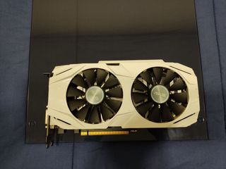 Pack 2 Tarjetas Gráficas: RX 580 + GTX 1060