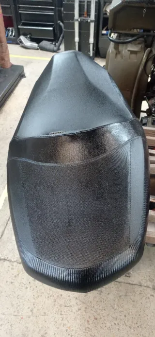 Sillín de moto para MITT GTS 125/330