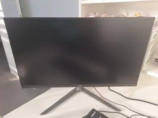 Ordenador Gaming GAMEPC con Monitor, Teclado y Rat