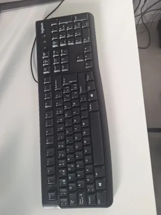 Computer da Gaming GAMEPC con Monitor, Tastiera e Mouse